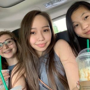 Meet your Posher, Ona